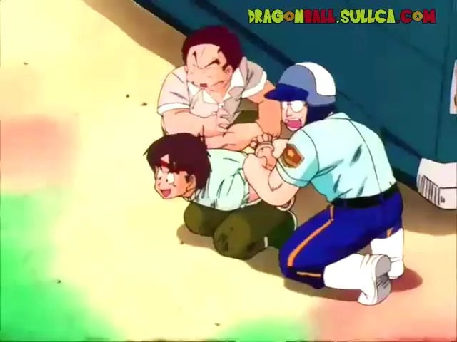 [016] ¡Corre Gohan! Milk te espera en la montaña Paoz.